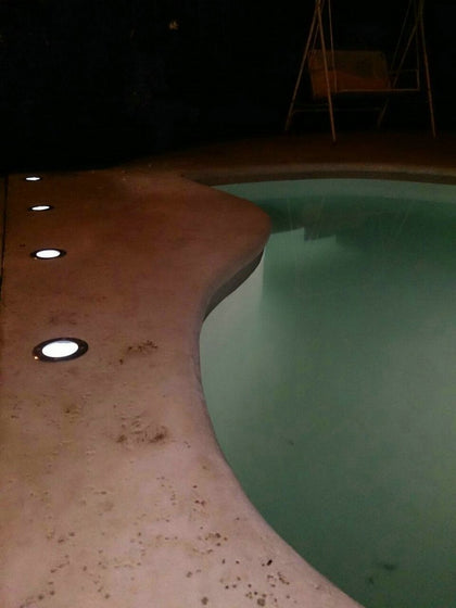 lighting around the swim with solar light